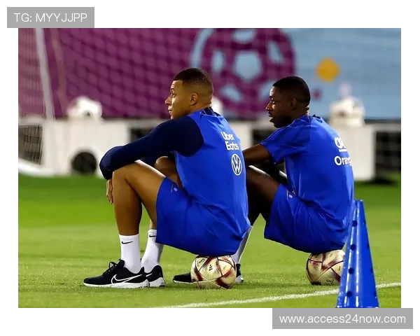 姆巴佩合练佳客战本菲卡能出场 姆巴佩合练佳客战本菲卡能出场